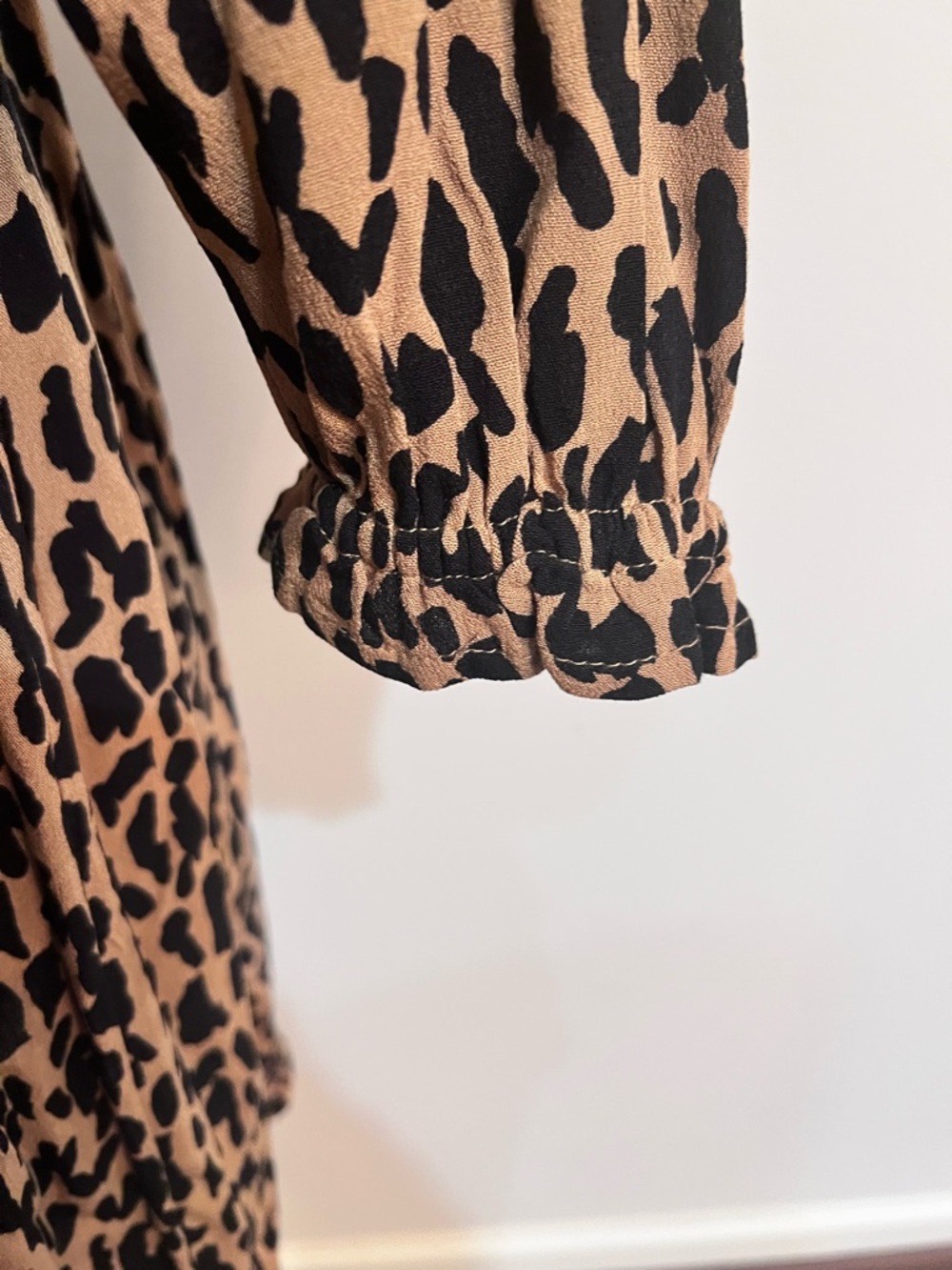 BP Print Long Sleeve Dress in Tan (Leopard) Dale Dashed Spot Size 1X - Picture 4 of 5